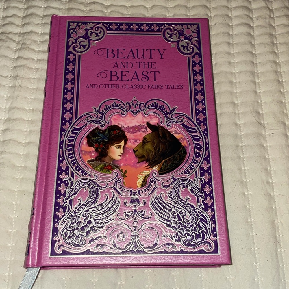 Classic Fairy Tales book